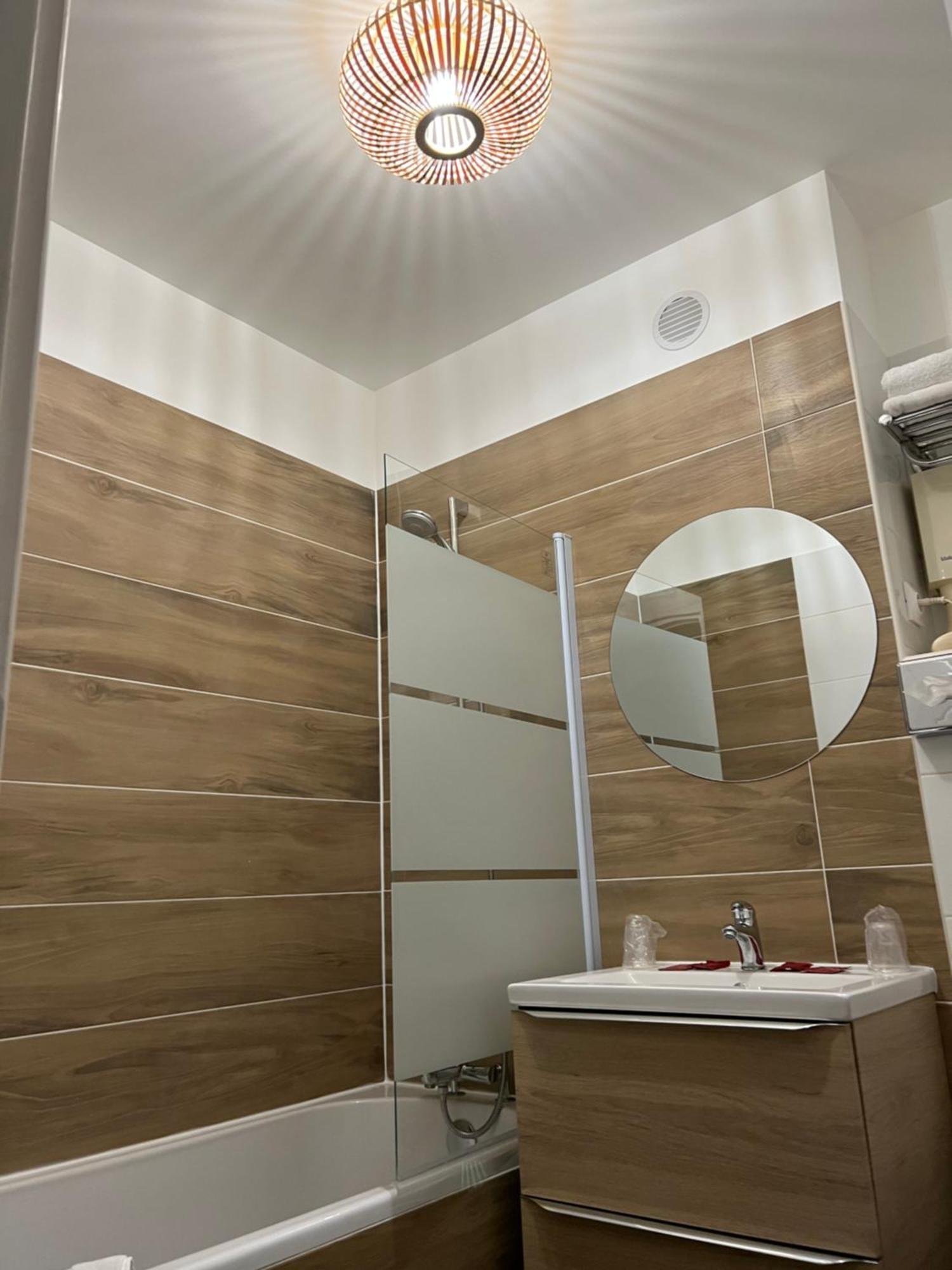 Hotel Belle Fontainebleau Dış mekan fotoğraf