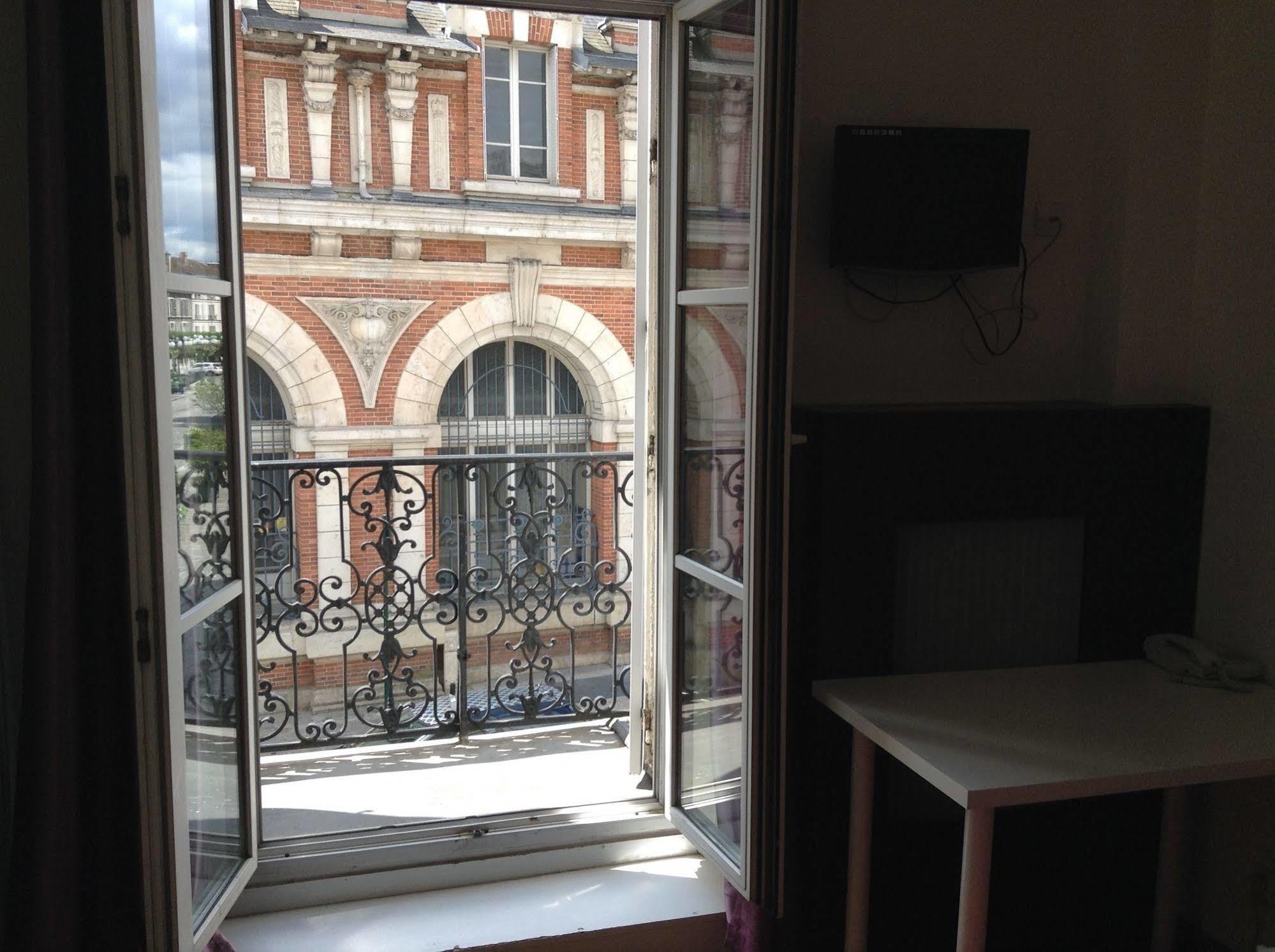 Hotel Belle Fontainebleau Dış mekan fotoğraf